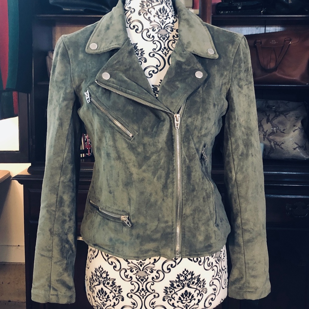 BLANK NYC Women's Green Vegan Suede Motorcycle Bikercore Jacket Zipper Front~S